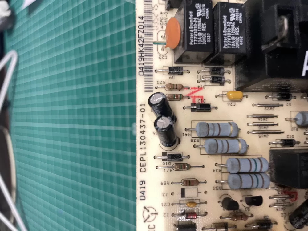 Carrier Bryant CEPL130437-01 Furnace Hk42fz014 Control Board AZ211093 | Wm1611