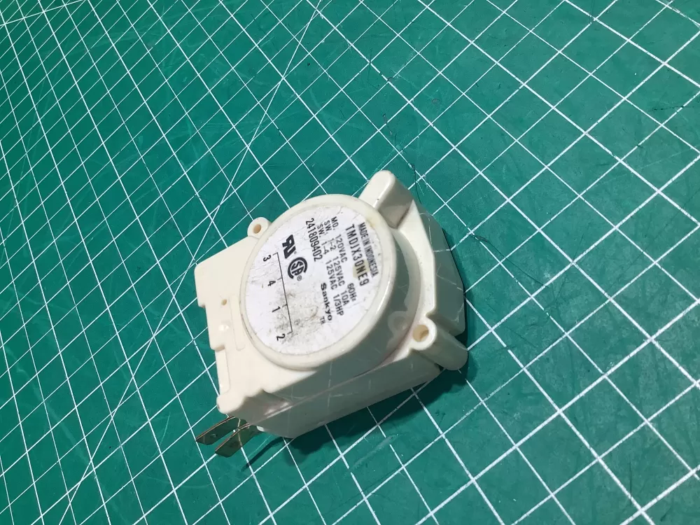 Frigidaire Kenmore 215846604 Refrigerator Defrost Timer AZ159607 | SL128