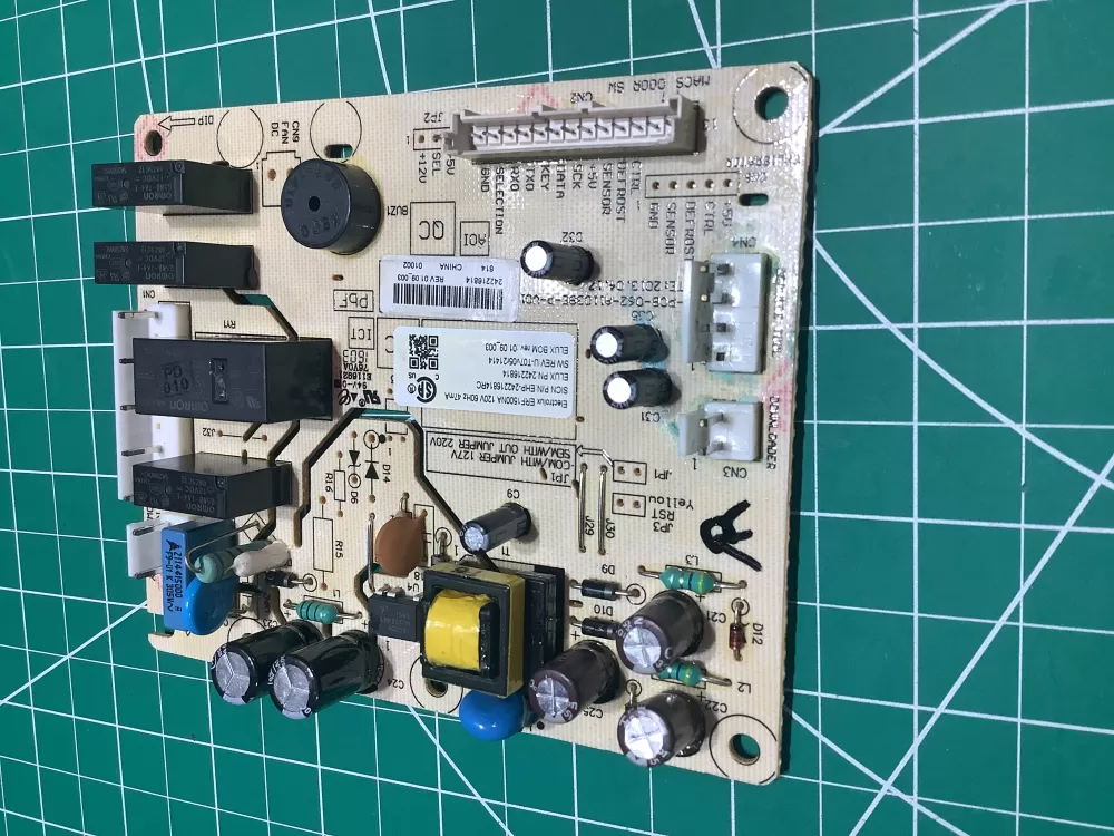 Frigidaire 141 a11039h 5304504489 Refrigerator Control Board AZ165502 | AR2545