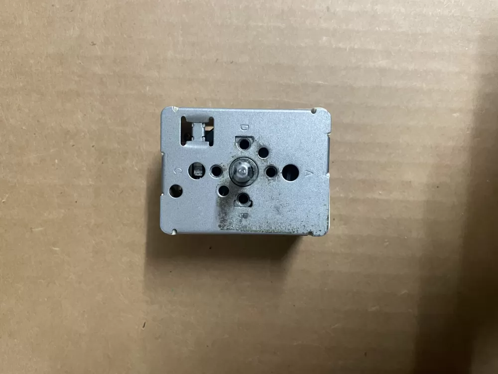 GE  Hotpoint 164D1816P008 Range Infinite Switch