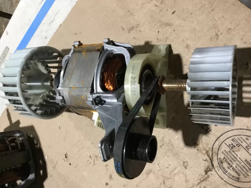 Bosch 9000701935 Washer Drive Motor AZ94651 | Sl158