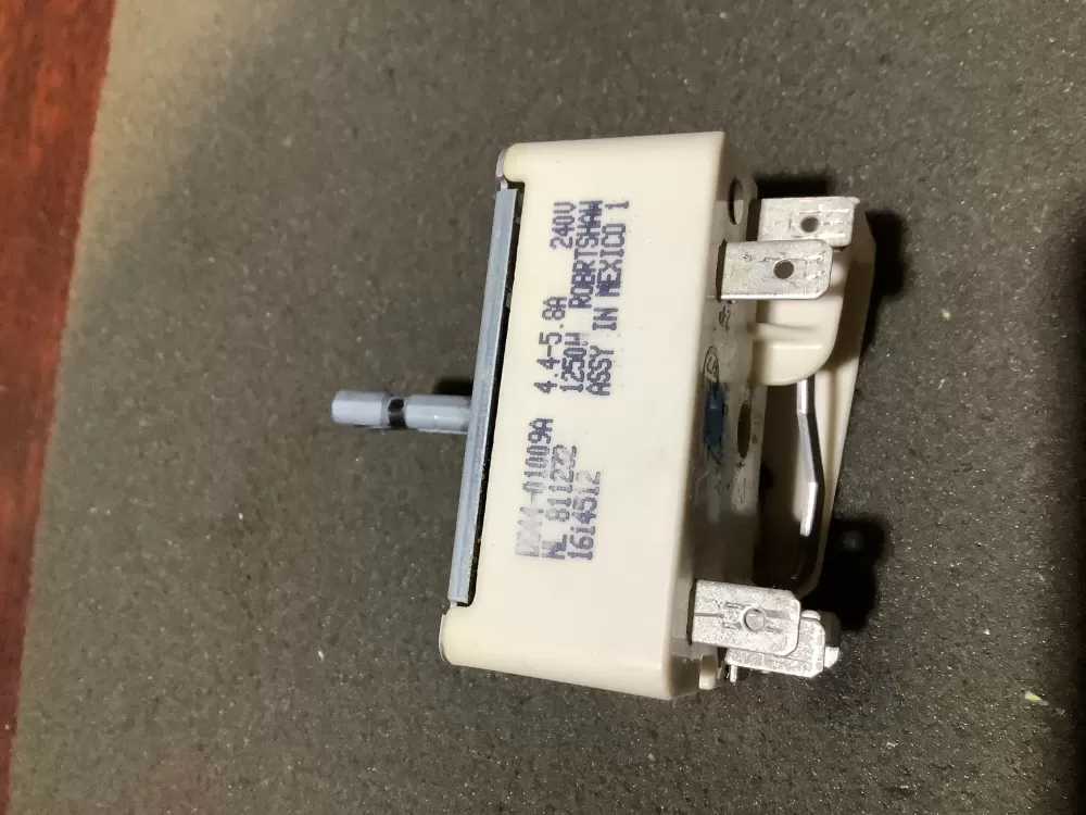 Samsung DG44 01009A PS4240807 Range Burner Control Switch AZ128717 | SL46