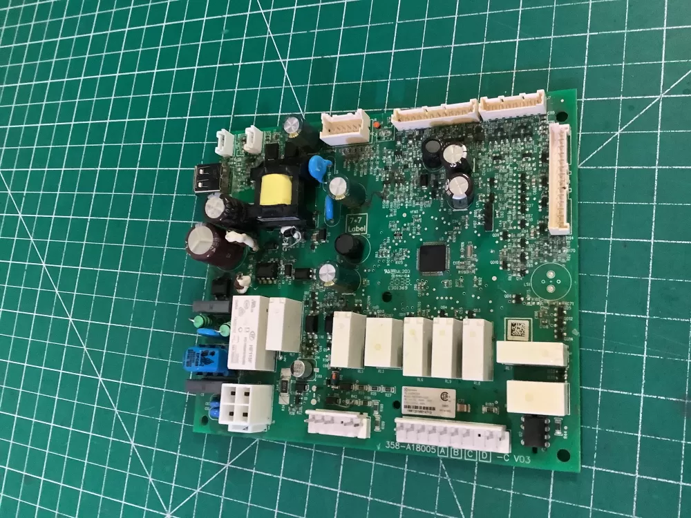 Frigidaire refrigerator main power control board AZ196287 | NR305