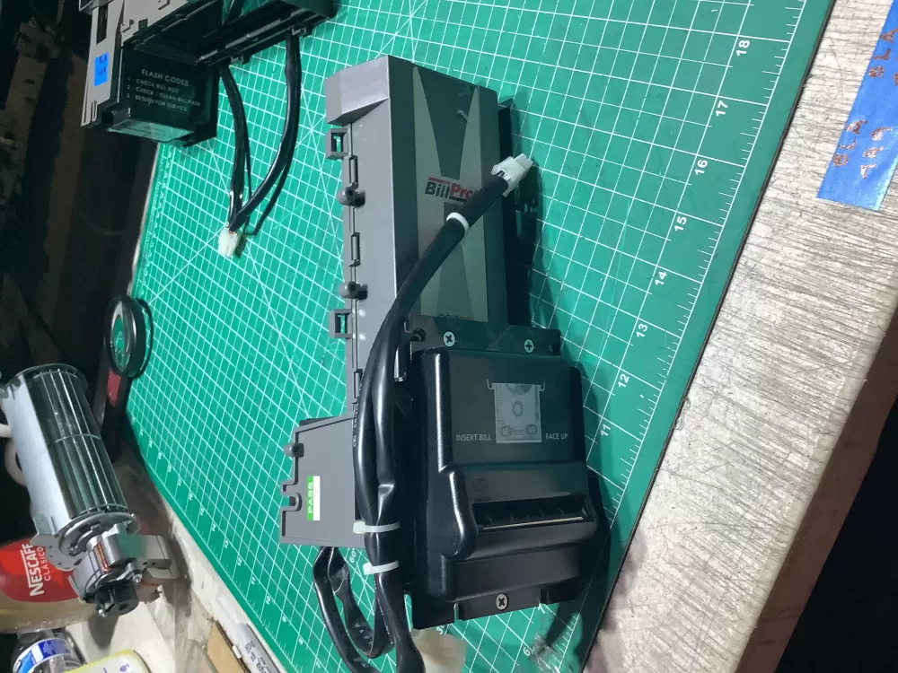 CoinCo MAG60B Bill Acceptor for a Vending Machine Part BP4SX AZ147761 | SL199