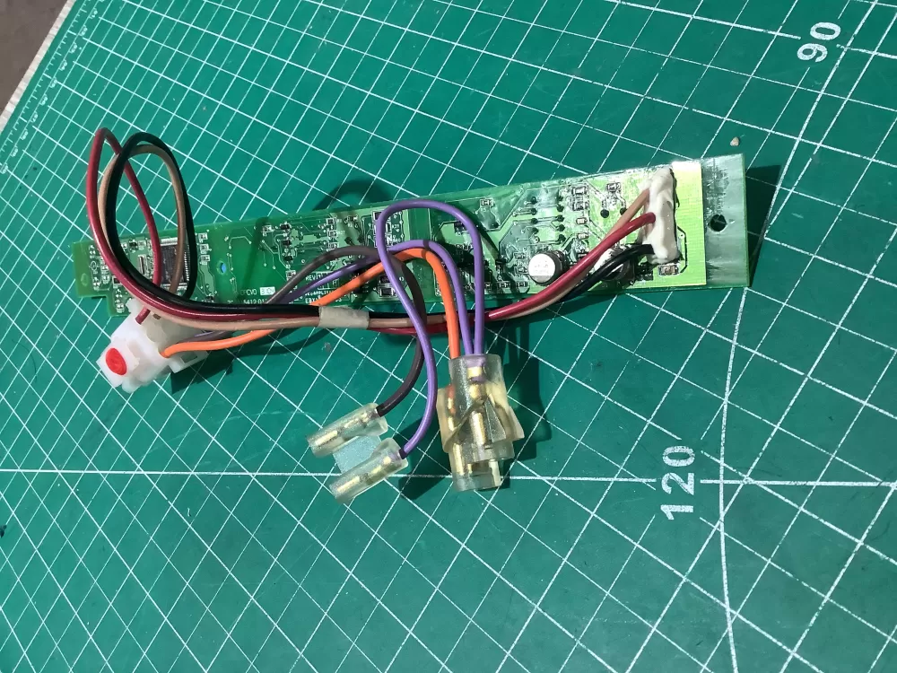 GE 197D4143G009 Refrigerator Control Board