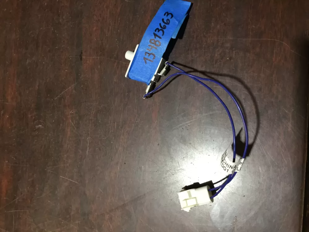 Electrolux  Frigidaire  Kenmore 134813663 Dryer Door Switch