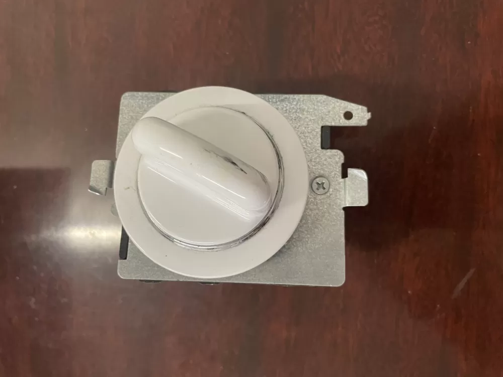 GE 212D1233P001 WE4M353 Dryer Timer AZ30323 | KM332