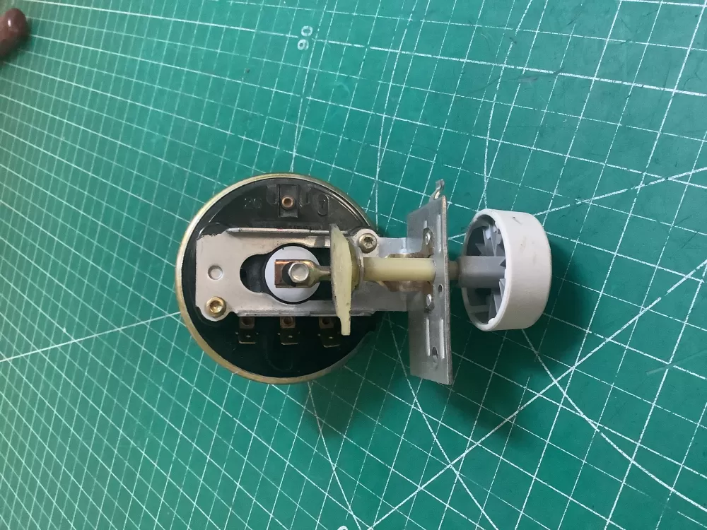 Whirlpool WP3362987 Washer Water Level Pressure Switch AZ220690 | SLA145