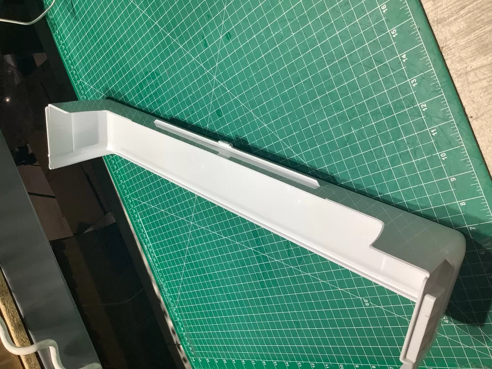 Electrolux 5304519703 Refrigerator Bin Door AZ146739 | SL163