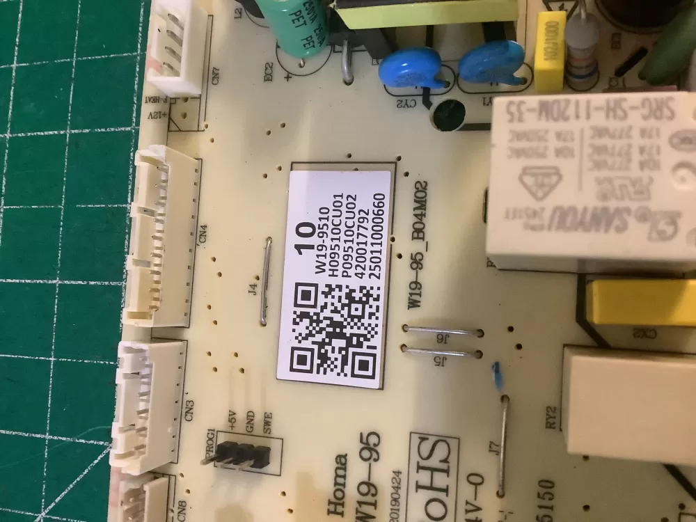 Homa Electrolux W19-9510 Refrigerator Control Board AZ212827 | NR1512