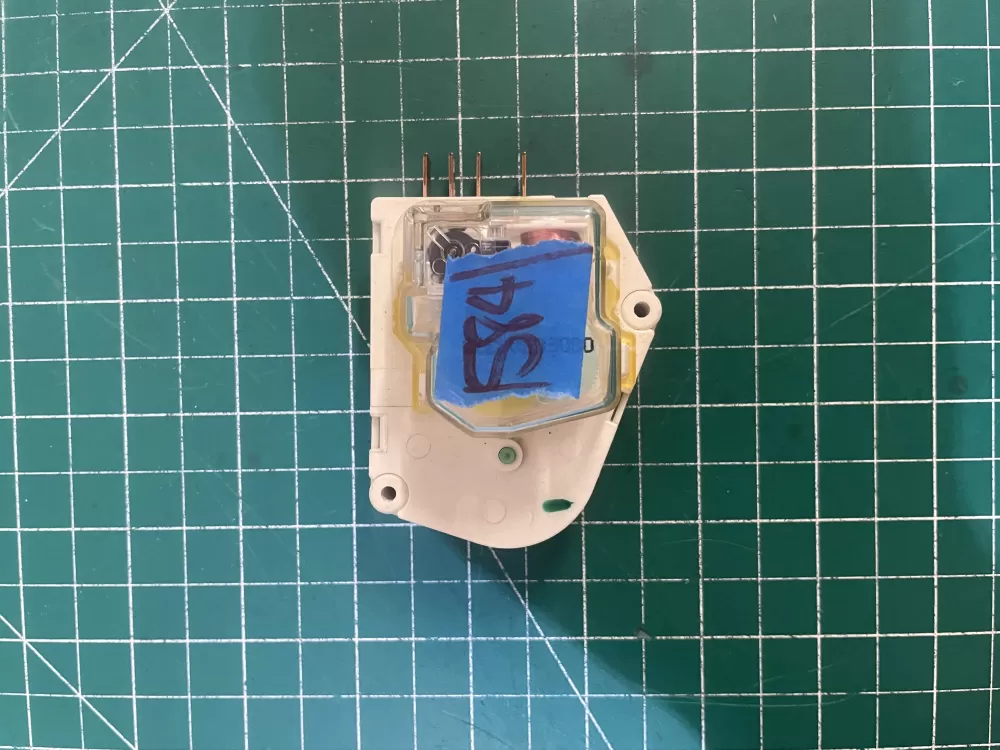 Whirlpool Kenmore W10822278 Refrigerator Defrost Timer AZ194246 | KM1584