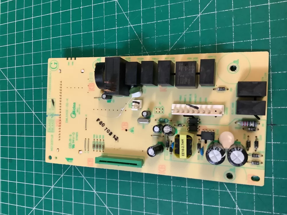 GE MD12001LB EMLAAGE-04-K 17170000008243 Microwave Control # AZ221454 | NR2092