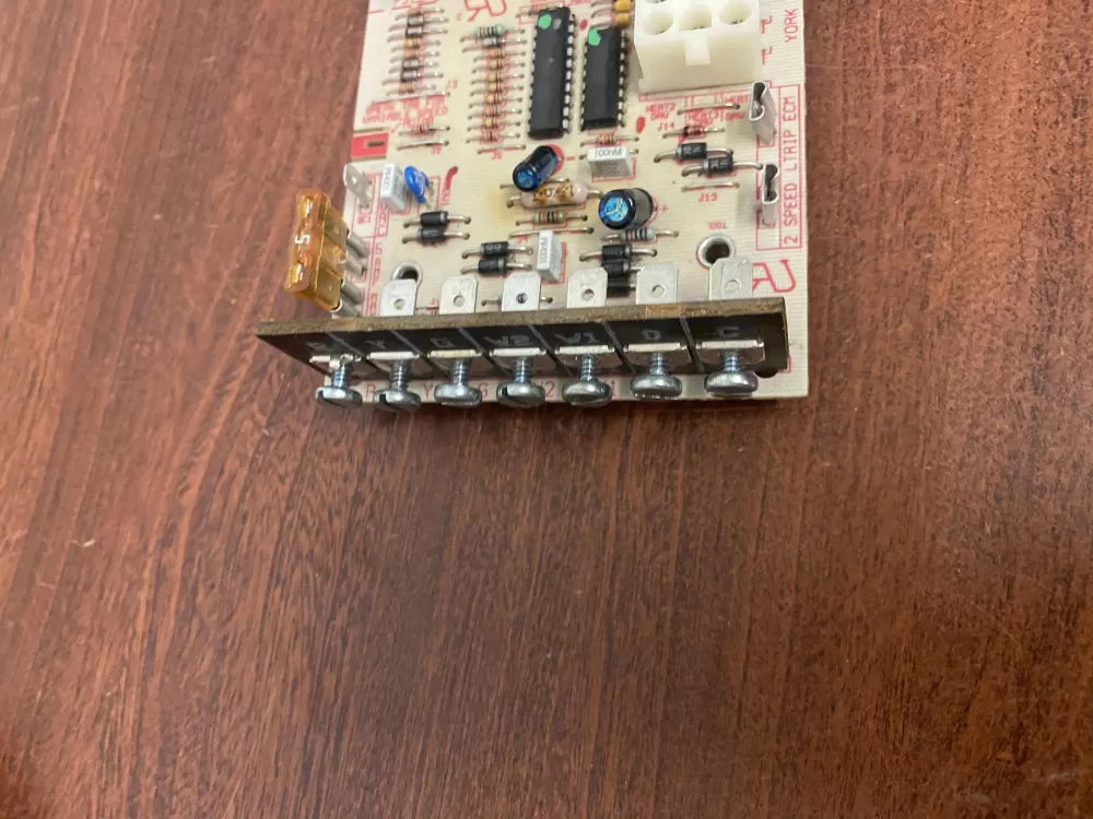 York Luxaire Coleman 031-01264-002 Furnace Control Board AZ45023 | BK1766