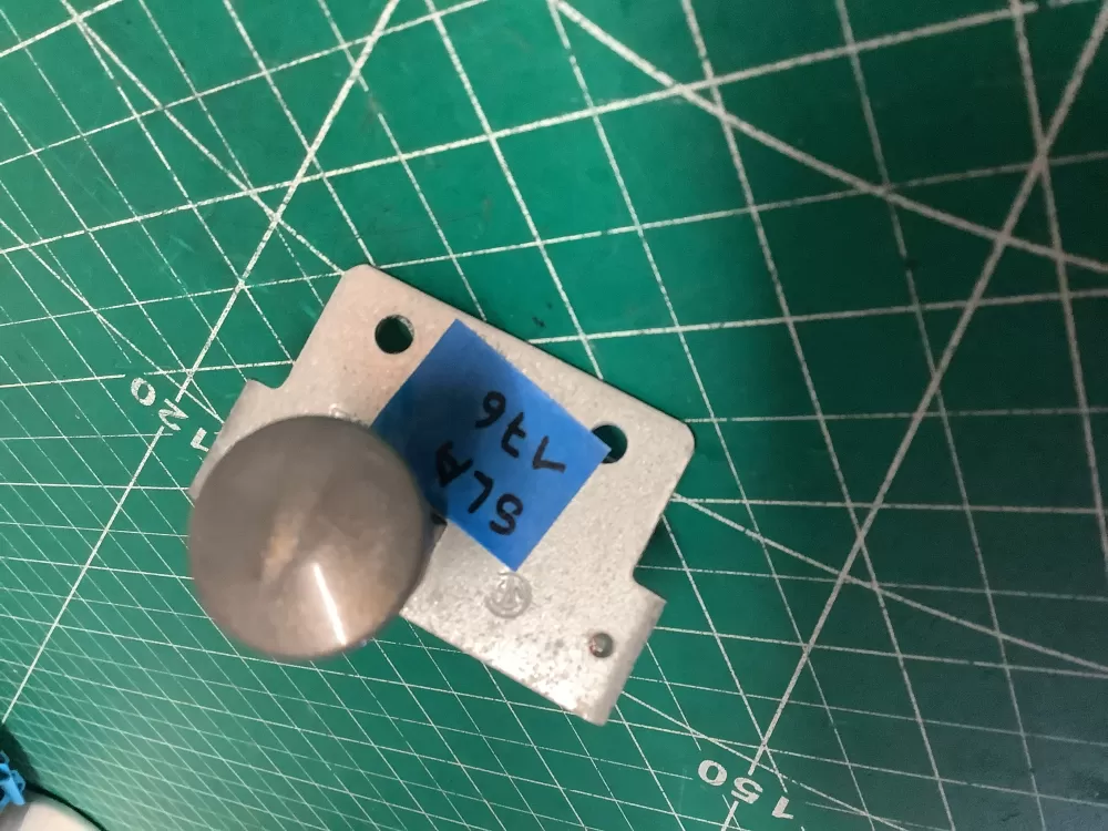 GE WE4M145 Dryer Start Switch AZ201545 | SL176