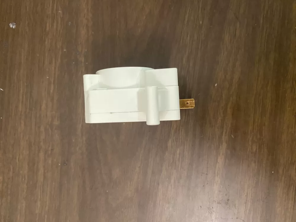 Hotpoint GE PS288216 Refrigerator Defrost Timer AZ74479 | BK1641