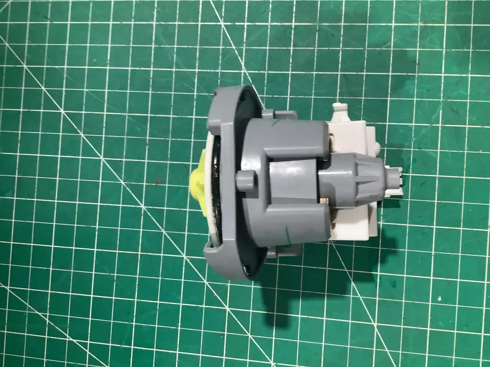 Whirlpool W10724439 Dishwasher Water Drain Pump Motor AZ136218 | SL253