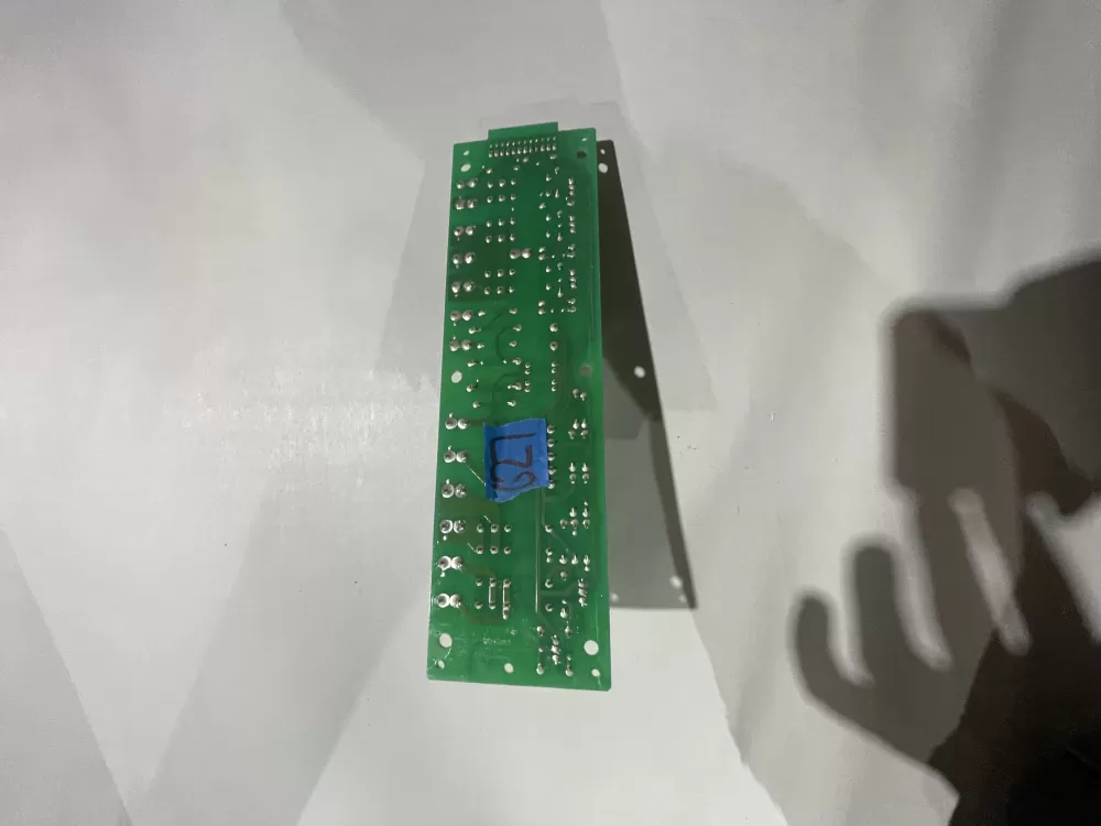 Viking 100-01396-51 Refrigerator Control Board AZ192001 | KM627