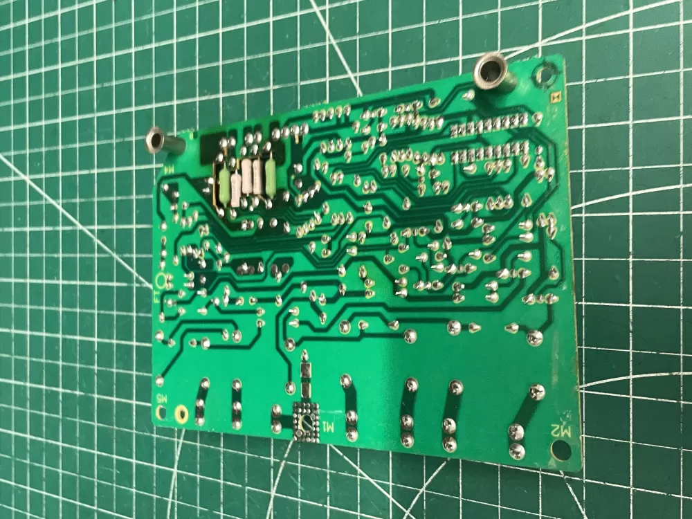 Whirlpool Amana 100 01323 07 9758080 Range Control Board AZ207361 | Wm2324