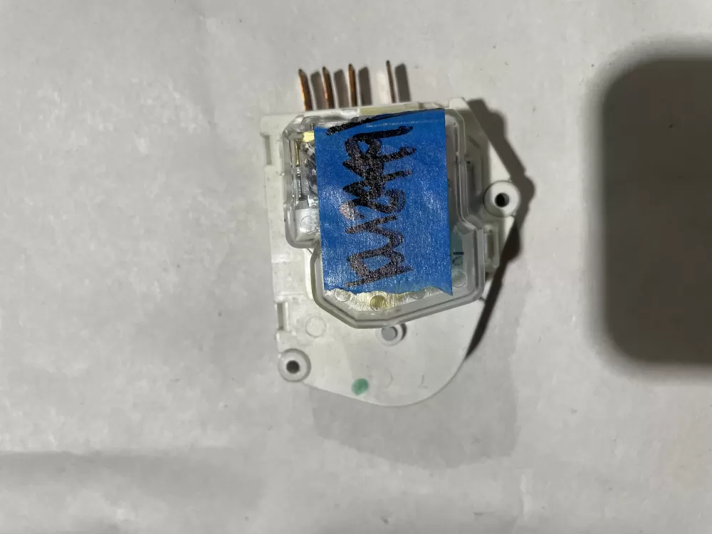 Admiral Jenn Air S-68233-3 Refrigerator Defrost Timer AZ146224 | KM2449