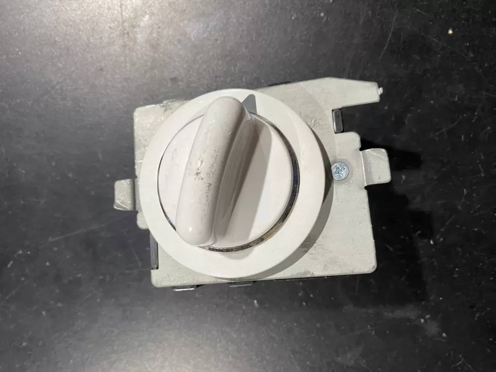 GE 572D520P011 WE4M247 Dryer Timer AZ59930 | BK2001