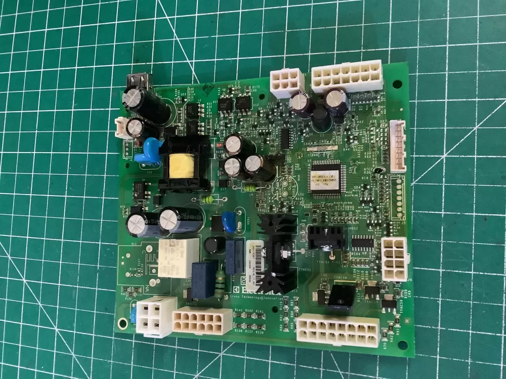 Frigidaire Whirlpool 242115367 Refrigerator Control Board AZ184850 | NR2692