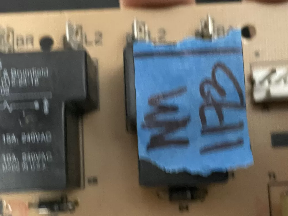 Frigidaire Jenn-Air 100-00512-01 Oven Relay Control Board AZ21670 | WM1173
