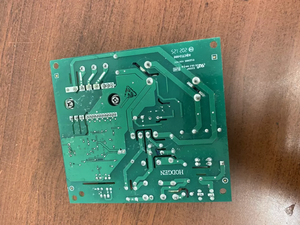 Hisense HG1944484 Refrigerator Control Board AZ39540 | BK566