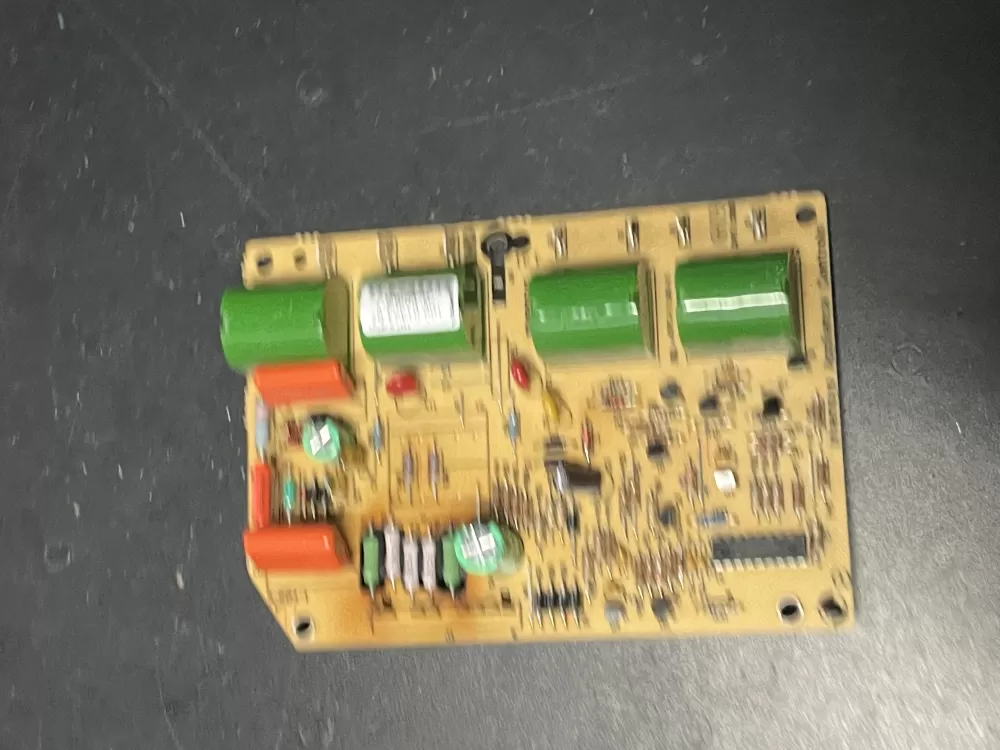 Whirlpool  Amana 100-01323-07 Range Control Board