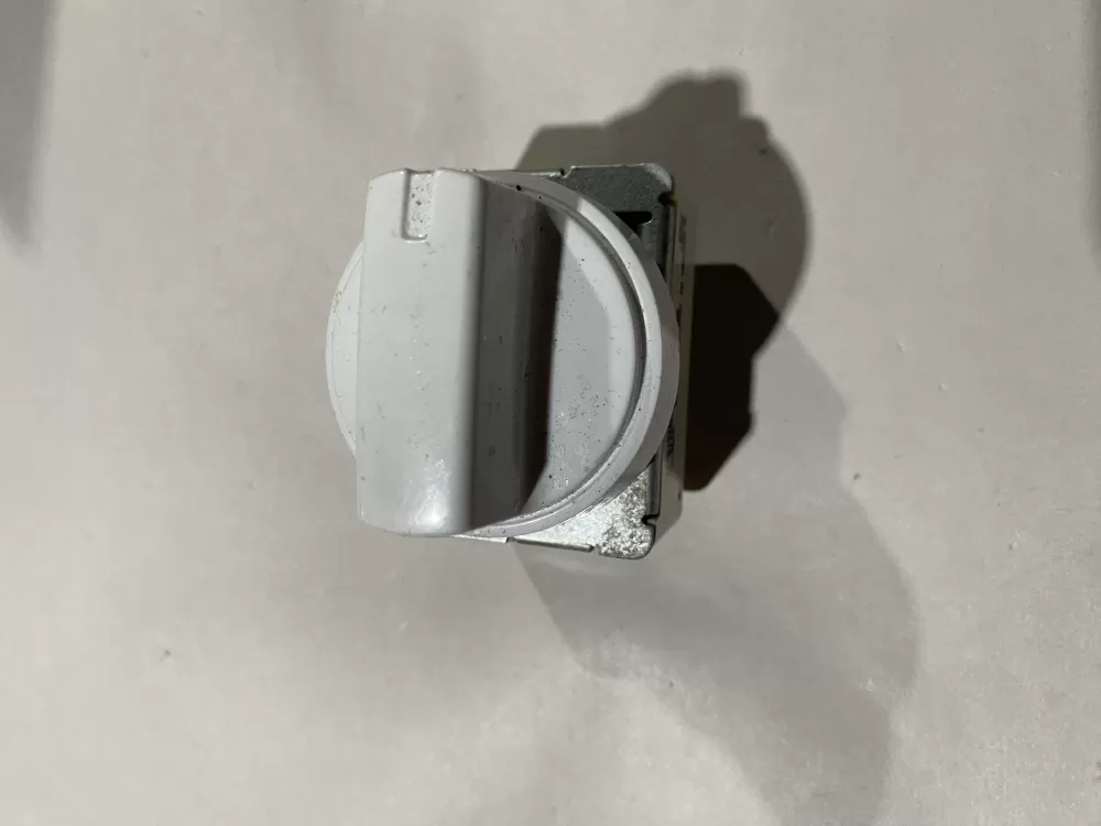 GE Hotpoint Wb24t10029 Range Switch Infinite AZ141400 | BK1675