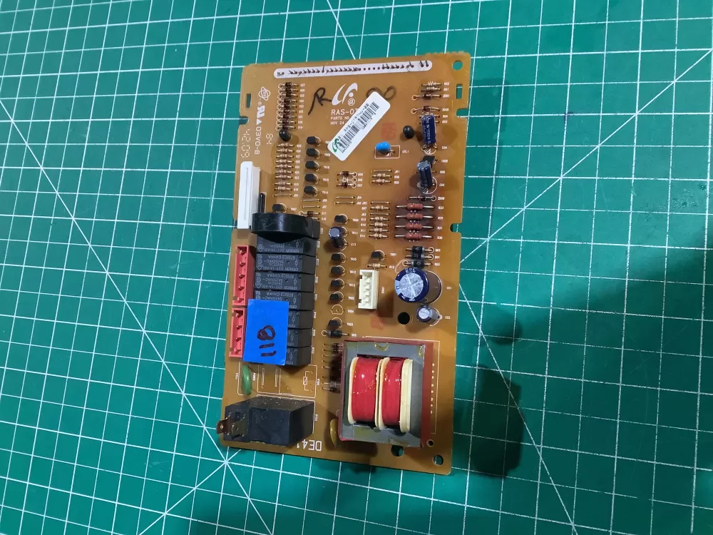 GE RAS-0TR7NV-00 Microwave Control Board AZ153471 | NR118