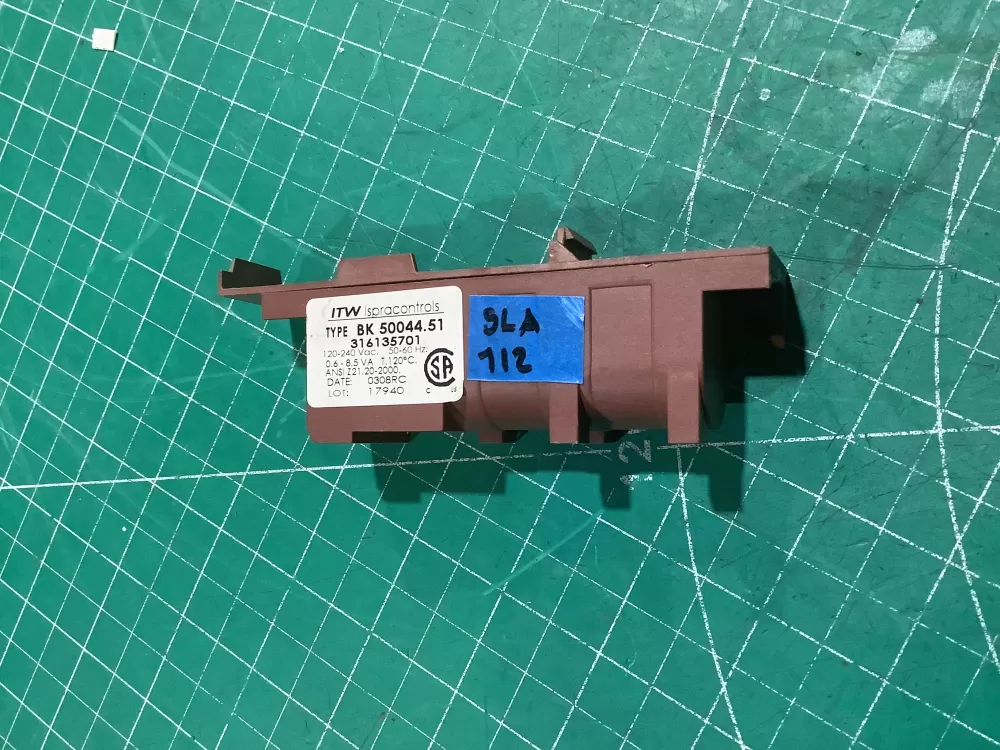 Electrolux Kenmore 08067972 Range Spark Module AZ226942 | SLA112
