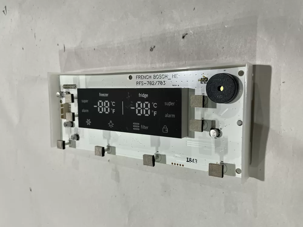 BOSH REFRIGERATOR DISPENSER CONTROL BOARD RFP-70C 0014802 AZ169076 | Wm2585
