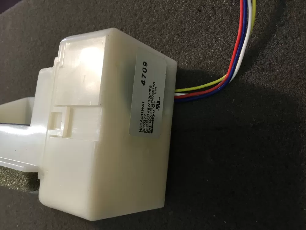 Maytag 2220377 Refrigerator Damper Assembly AZ100040 | NR131