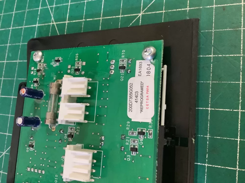 GE 200D7355G052 WR55X10802 Refrigerator Control Board AZ186761 | NR2747