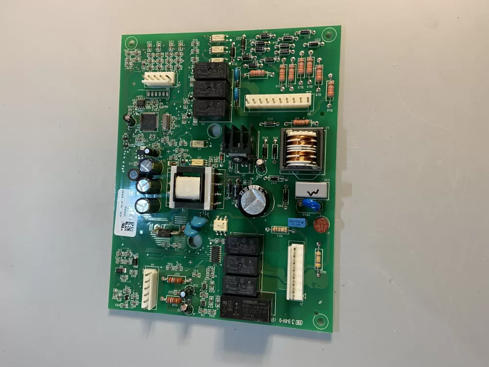 Maytag KitchenAid W10213583C Refrigerator Control Board AZ101899 | BG1969