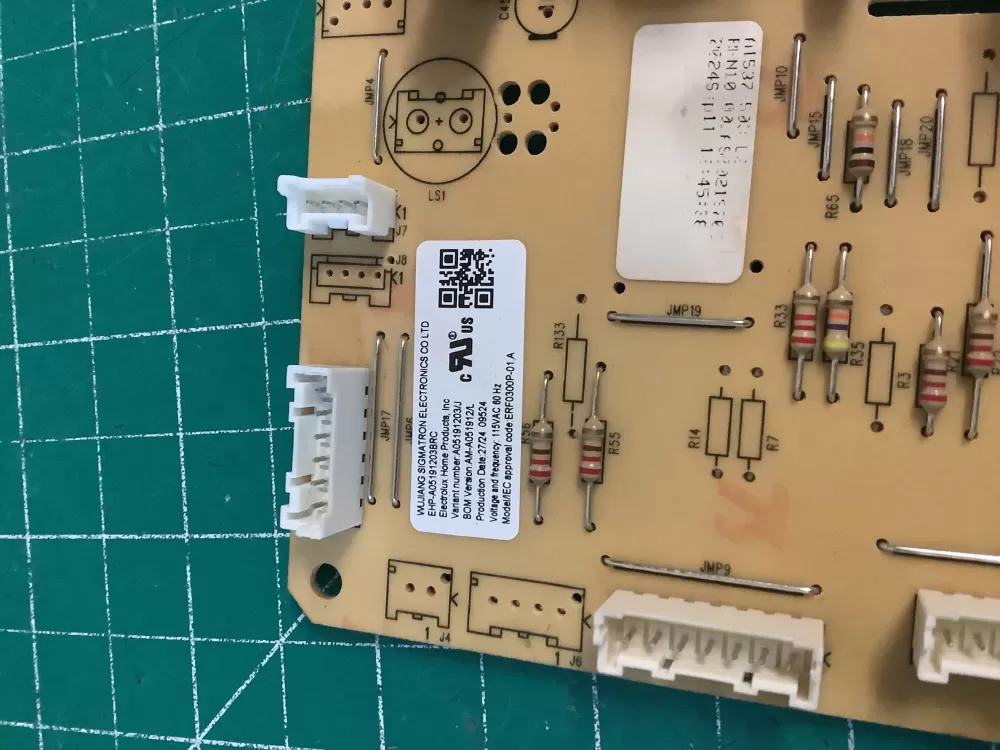 Frigidaire A05191203ARC 5304526011 Refrigerator Control Board AZ231663 | NR605