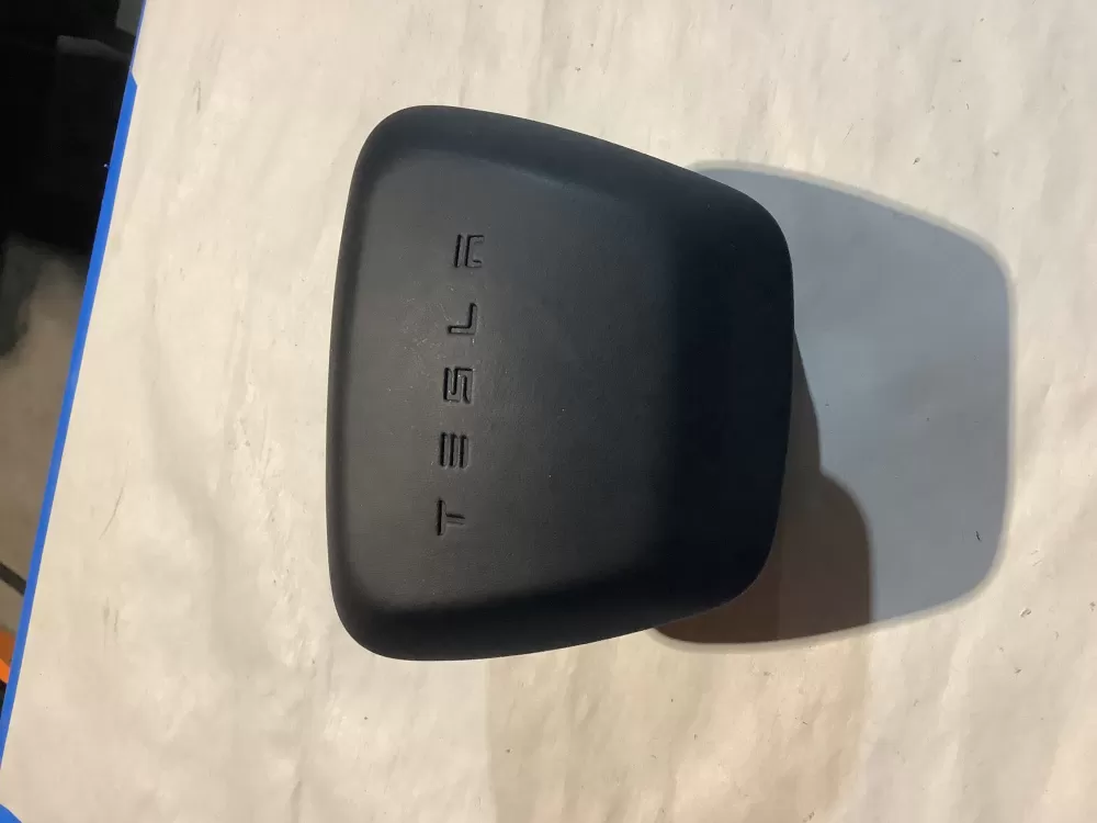 00 Tesla Model Plaid Yoke Steering Wheel e Control Board AZ184910 | Sl46