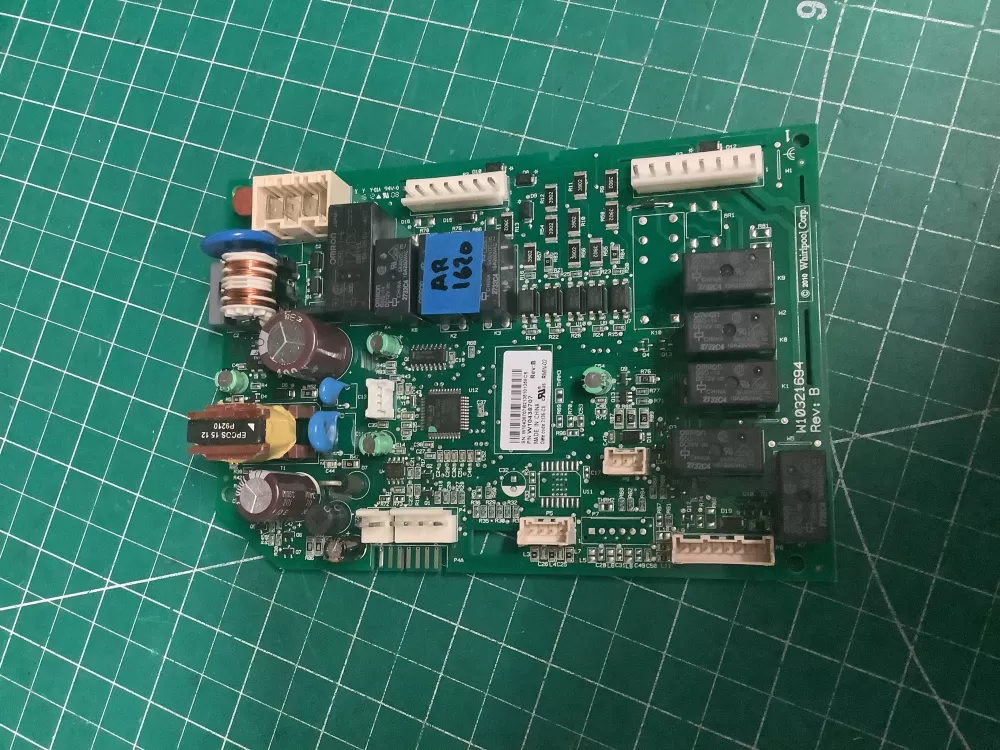 Whirlpool Maytag Amana W10438707 Refrigerator Control Board AZ209592 | AR1620