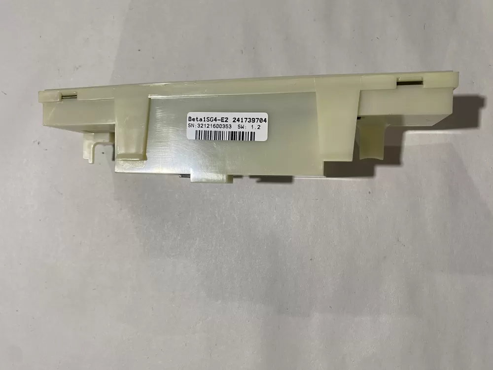 Frigidaire 241739704 Refrigerator Control Board AZ182555 | BK160