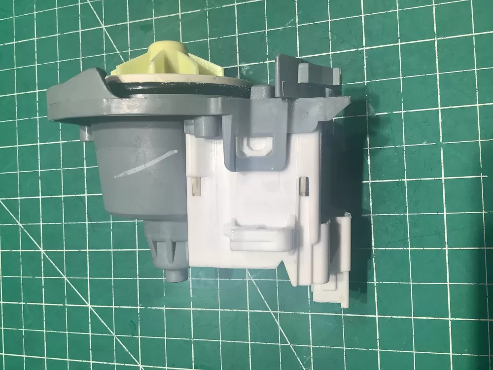 Whirlpool W10724439 Dishwasher Water Drain Pump Motor AZ142619 | SL278