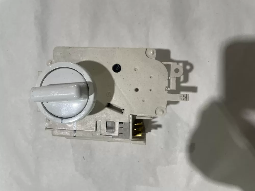 Frigidaire  GE  Kenmore 131758600B Washer Timer