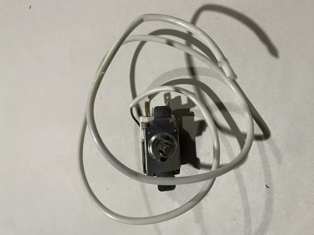 Westinghouse PS8769007 Thermostat Cold Control AZ143463 | BK2411