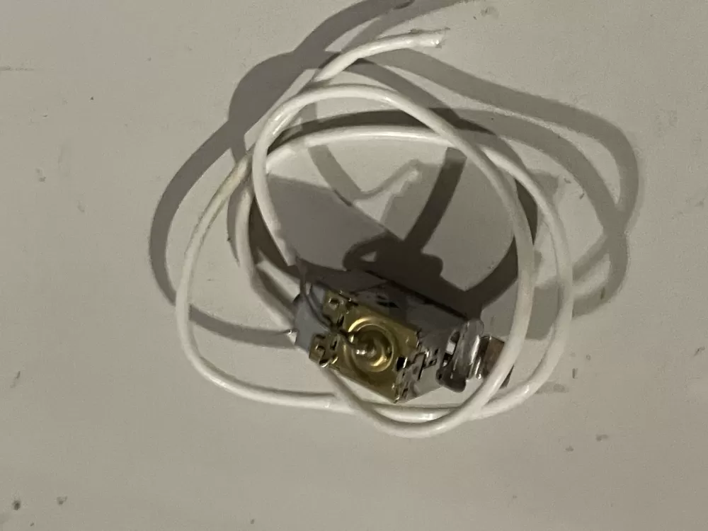 Westinghouse PS8769007 Thermostat Cold Control AZ31972 | Wm90