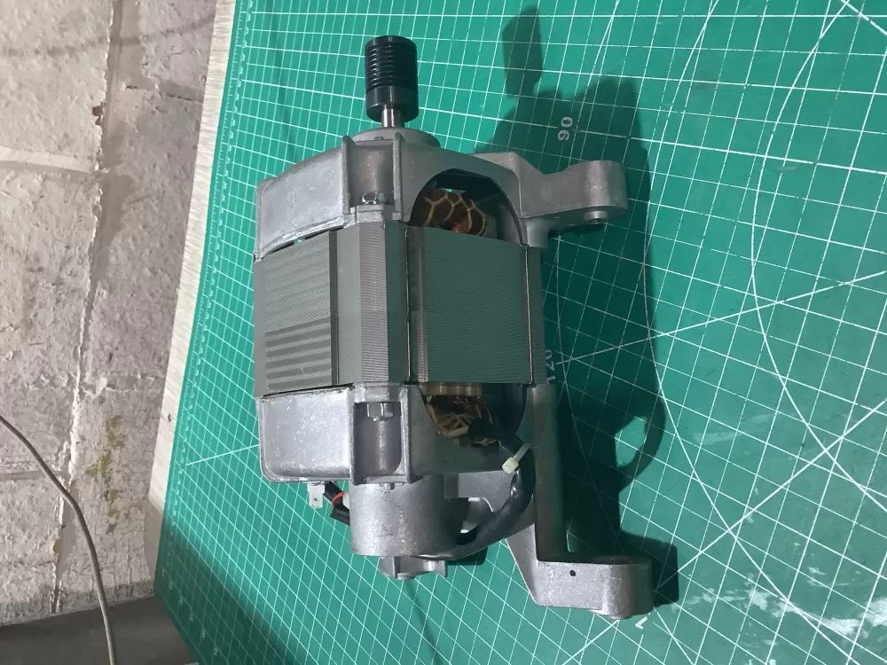 Frigidaire 134638900 Washer Drive Motor AZ191120 | SL112