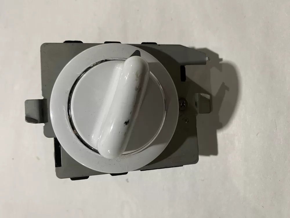 GE 572D520P021 WE4M271 Dryer Timer AZ176594 | BK727