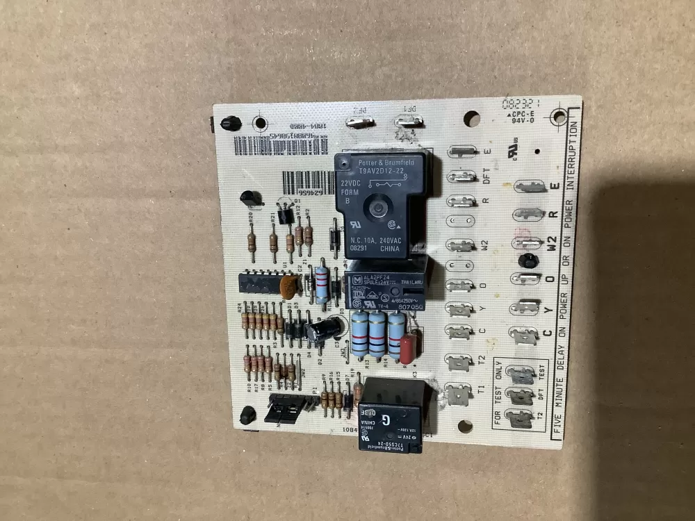1084-834102A Honeywell Board - Defrost Control