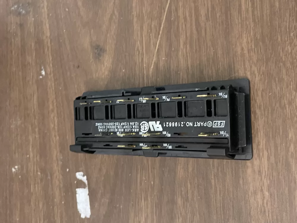 Whirlpool  Maytag  KitchenAid  Kenmore AP3037645 826469 2198621 PS329965 Refrigerator Control Board Dispenser