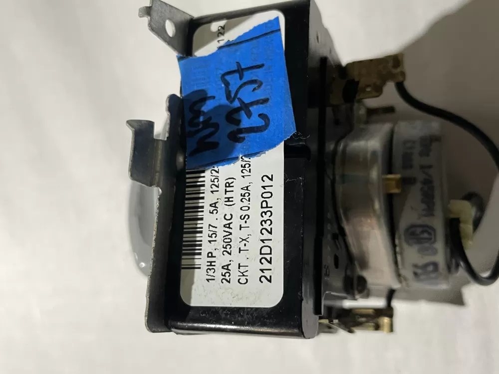GE 212D1233P012 WE4M364 Dryer Timer AZ197839 | Wm2757
