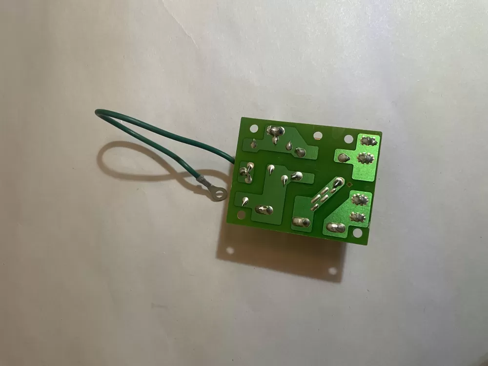 LG Maytag Amana C2B72130F Microwave Control Board Noise Filter AZ118474 | KM2000