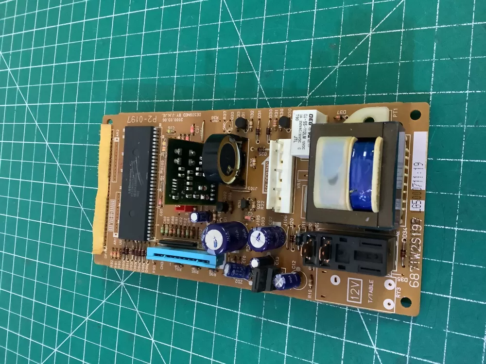 LG  6871W2S197C Microwave 